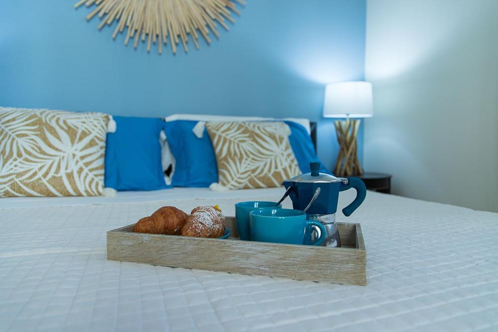 Zara D'Amare A Pesaro 10 Metri Dalla Spiaggia By Yohome Ngoại thất bức ảnh