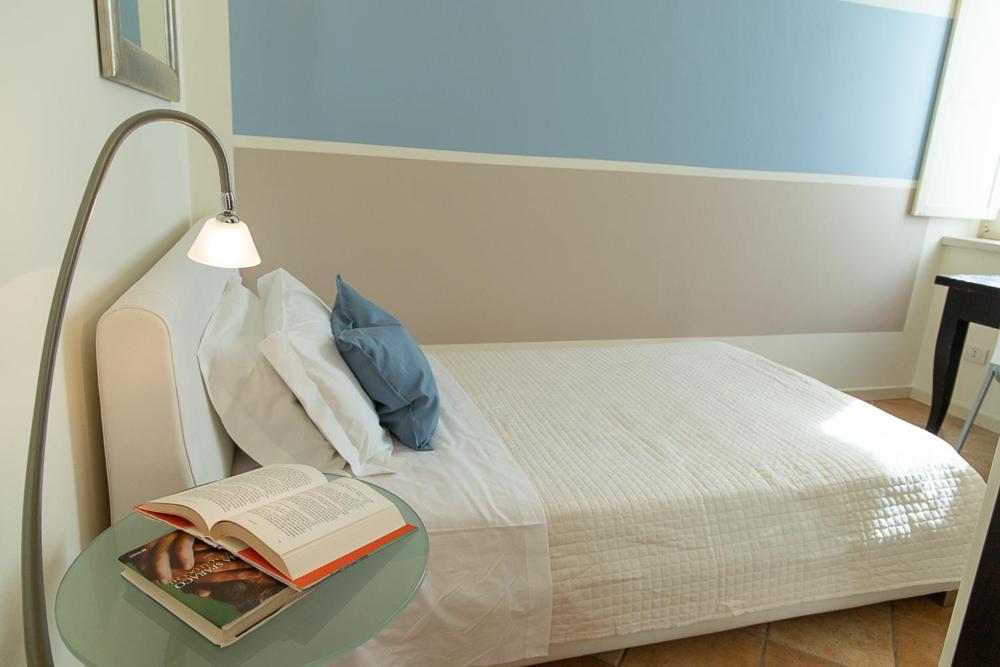 Zara D'Amare A Pesaro 10 Metri Dalla Spiaggia By Yohome Ngoại thất bức ảnh