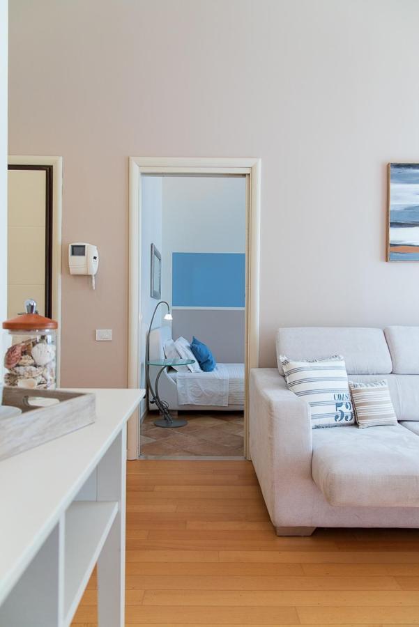 Zara D'Amare A Pesaro 10 Metri Dalla Spiaggia By Yohome Ngoại thất bức ảnh